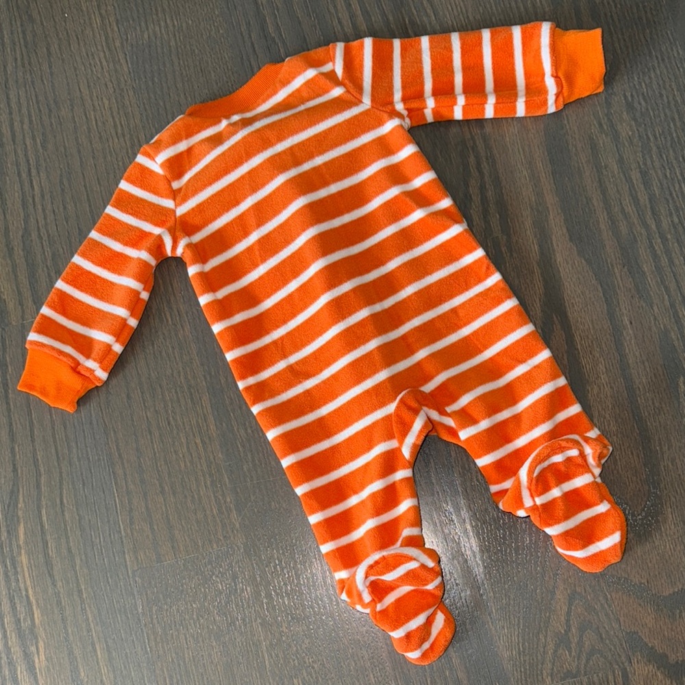 Carter's Just One You Halloween Pumpkin Fleece Sleep N' Play | NB - Picture 6 of 7